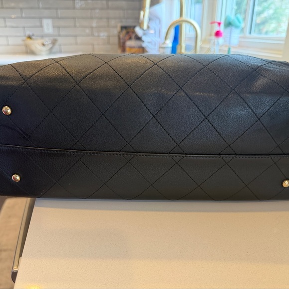 CHANEL Large Shopping Tote Bag - Picture 9 of 12